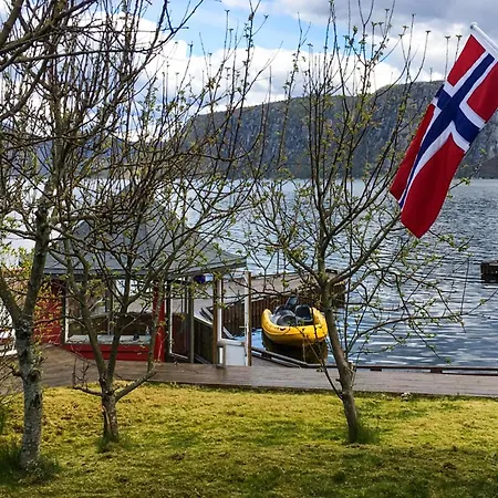 Vakantiehuis Stunning In With Sauna
