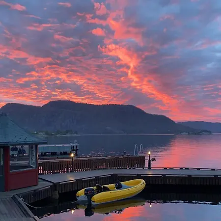 Stunning In With Sauna * Farsund